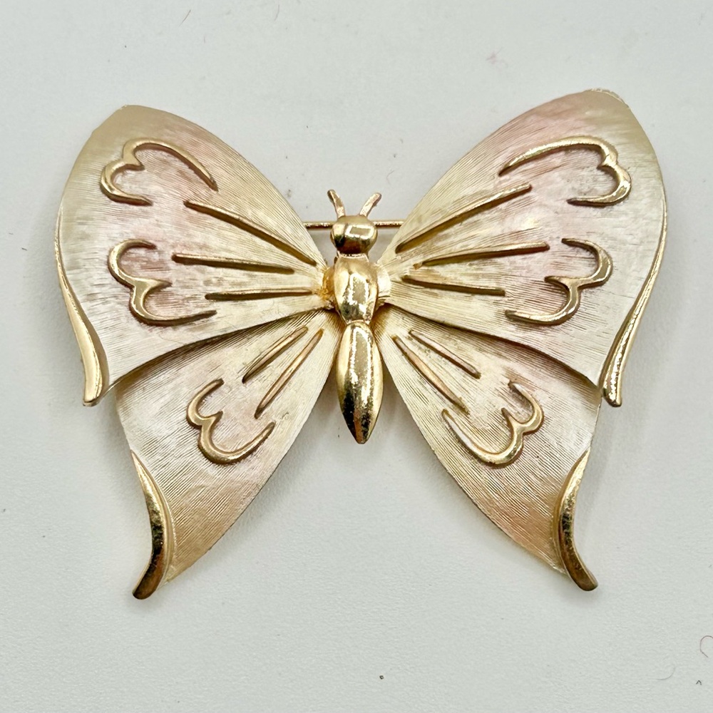Vintage Pastelli Butterfly Brooch Pin Gold Tone 2"